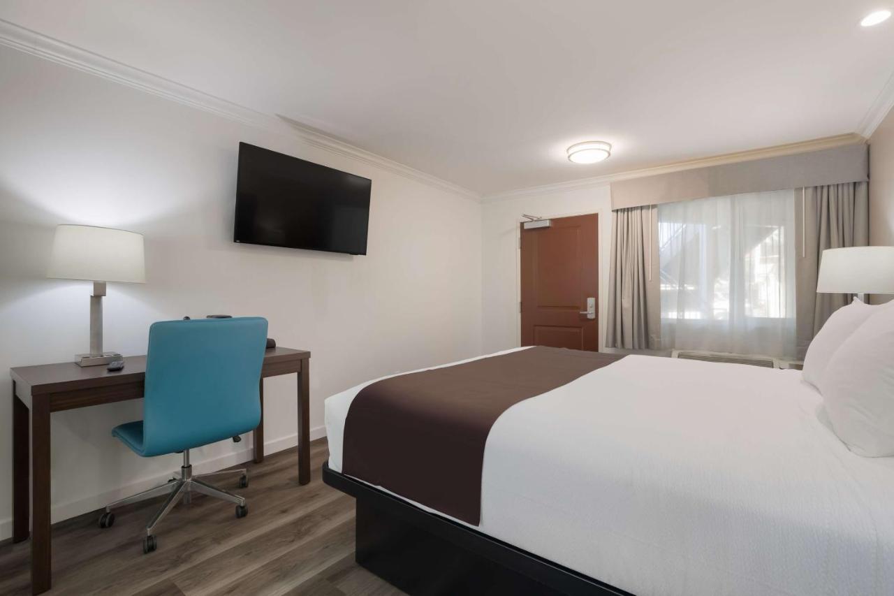 Surestay Plus Hotel By Best Western Upland - Ontario North Exteriör bild