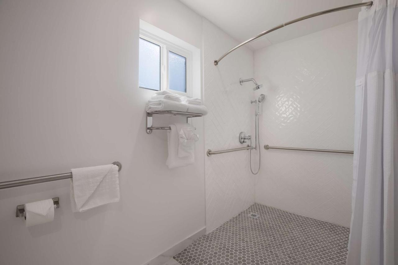 Surestay Plus Hotel By Best Western Upland - Ontario North Exteriör bild